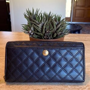 Quilted❣️COLE HAAN Black Leather Zip-Around Wallet!